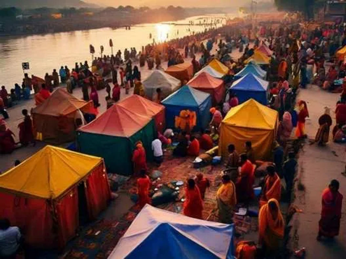 अगर आप महाकुंभ स्नान करना चाहते हैं तो बुकिंग है आसान रहने की उत्तम व्यवस्था।