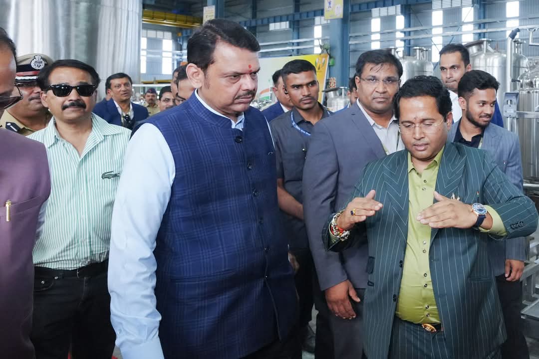 मुख्यमंत्री देवेंद्र फडणवीस की उपस्थिति में ‘निबे लिमिटेड’ की वर्षगांठ और विभिन्न परियोजनाओं का उद्घाटन