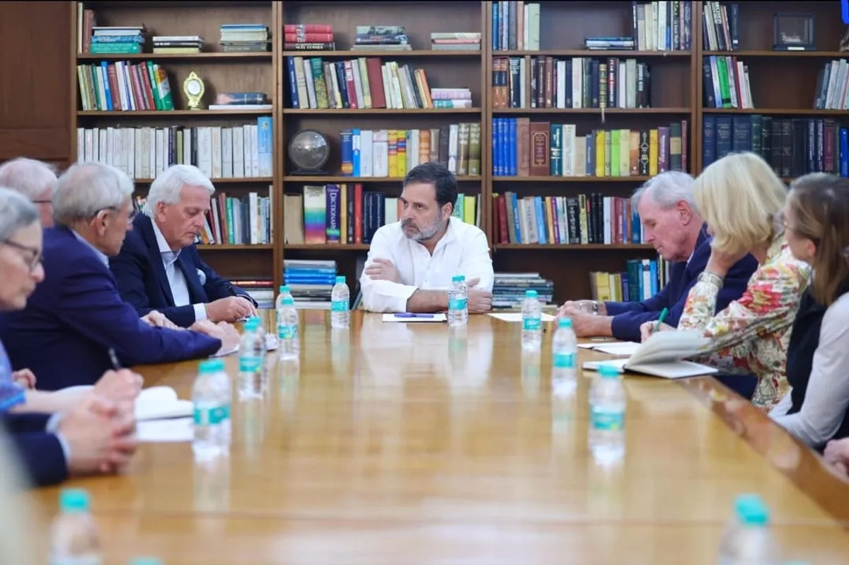 विपक्ष के नेता और कांग्रेस सांसद राहुल गांधी ने आज शिकागो काउंसिल ऑन ग्लोबल अफेयर्स (CCGA) के निदेशक मंडल के एक प्रतिनिधिमंडल से की मुलाकात