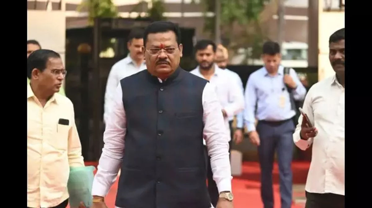 Shirsat stated Jayant Patil is in no mood to stay in NCP (SP) for long.