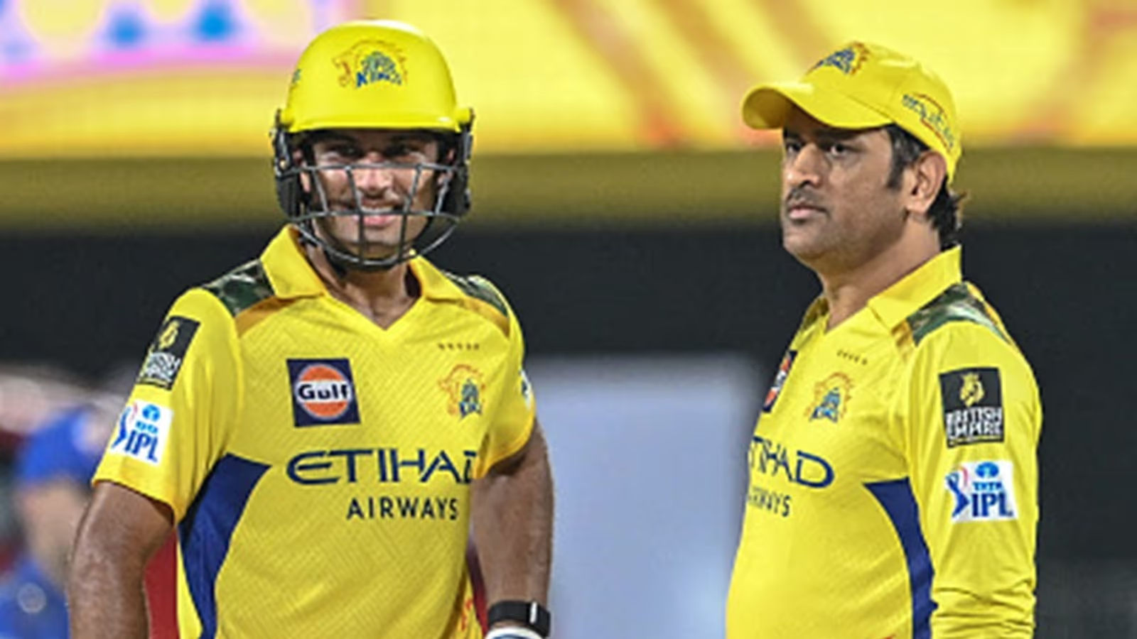 धोनी की इस स्टंपिंग ने एक बार फिर साबित कर दिया है कि उम्र उनके लिए सिर्फ एक संख्या है।