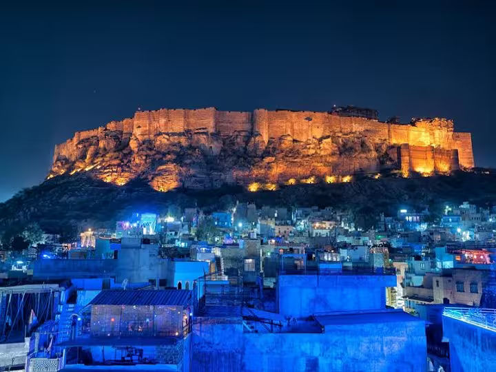 राजस्थान के दिल में बसा जोधपुर वह शहर है, जिसे भारत का ‘ब्लू सिटी’ कहा जाता है।
