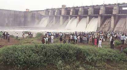 Beed Residents Struggle for Water Despite Full Dams