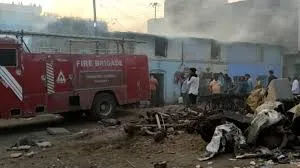 Violence Erupts in Ramgarh’s Sirka Colliery Area: Criminals Open Fire and Set Vehicle Ablaze