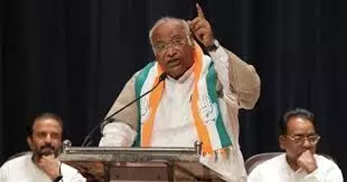विकासापासून लक्ष विचलित करणे ही भाजपची ओळख – मल्लिकार्जुन खरगे