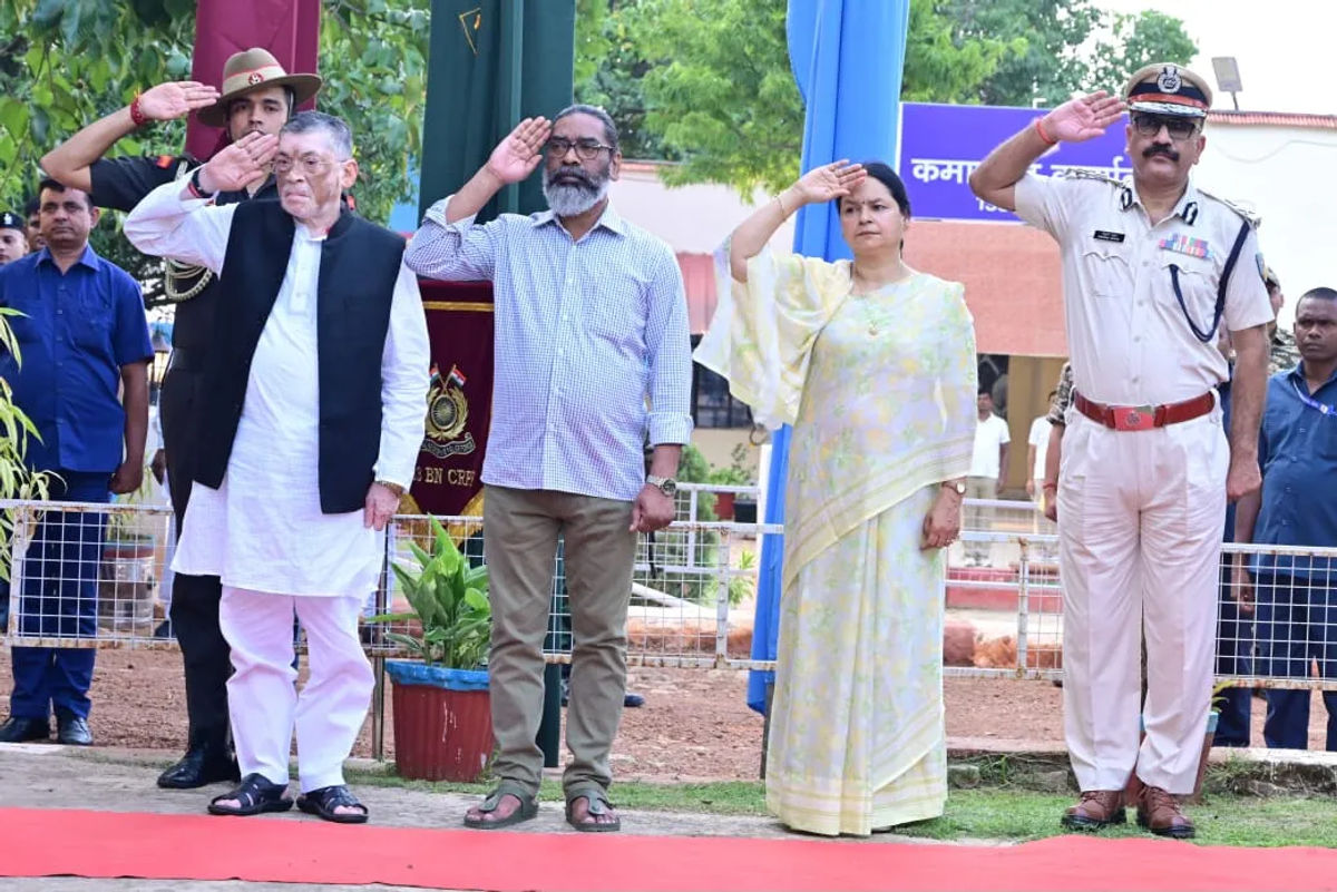 CRPF Jawan Martyred in Chaibasa IED Blast, Paid Tribute by Governor and CM