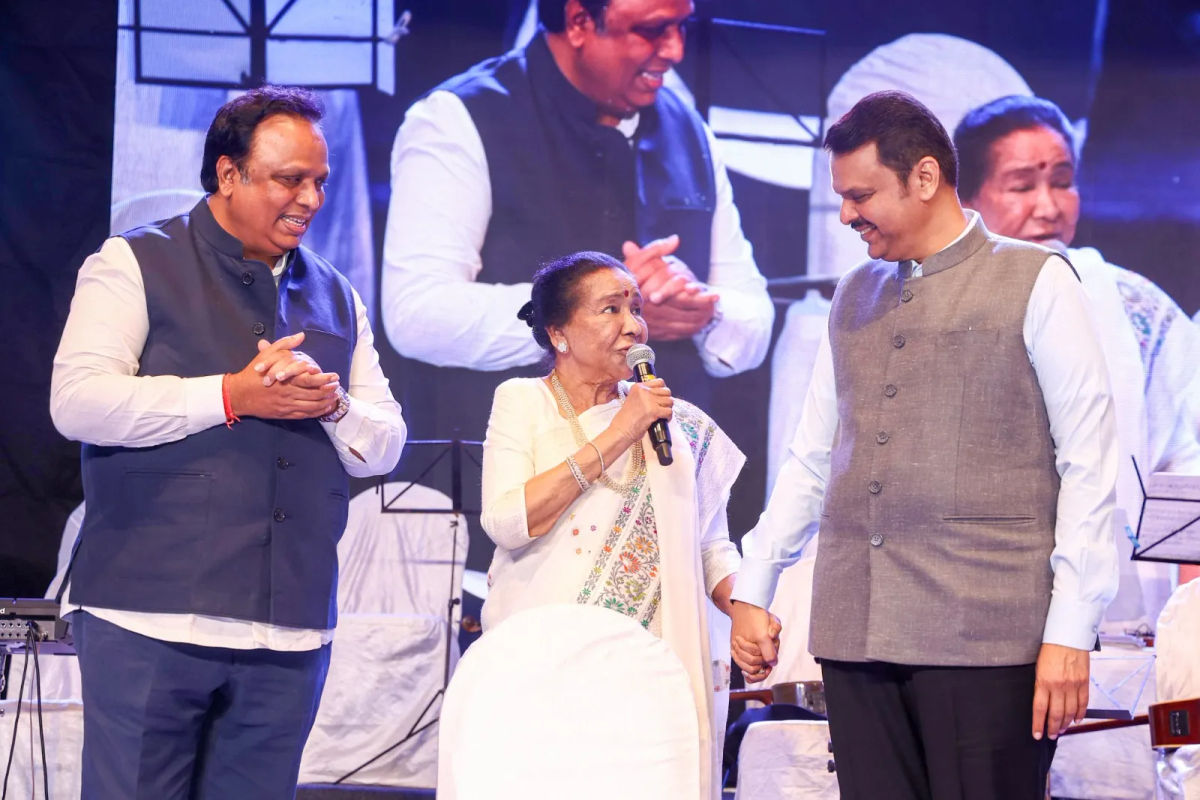 CM Devendra Fadnavis Joins RJs to Celebrate World Music Day at ‘Maharashtra Radio Mahotsav’