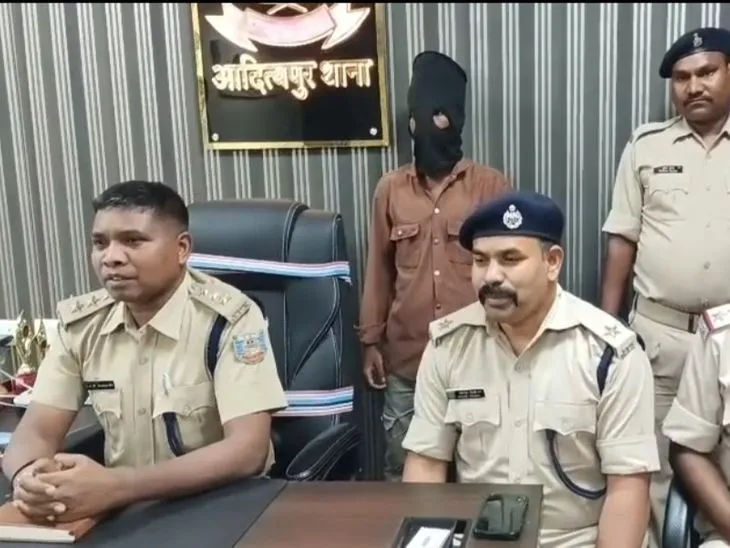 सरायकेला-खरसावां: ब्राउन शुगर की तस्करी करते एक तस्कर गिरफ्तार, 8.22 ग्राम मादक पदार्थ बरामद