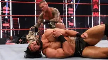 WWE के फैंस के लिए एक बड़ी खबर है – पांच साल बाद दो दिग्गज रेसलर्स रैंडी ऑर्टन और ड्रू मैकइंटायर एक बार फिर रिंग में आमने-सामने होंगे।