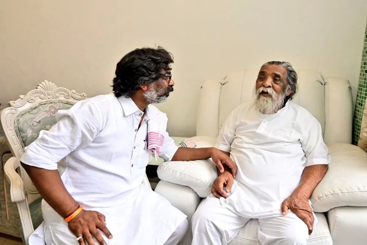 मुख्यमंत्री हेमंत सोरेन ने कैबिनेट बैठक के बाद दी जानकारी, दिशुम गुरु शिबू सोरेन की तबीयत में सुधार