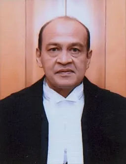 अदालत ने इलाहाबाद हाई कोर्ट के जस्टिस यशवंत वर्मा द्वारा दायर याचिका को खारिज कर दिया