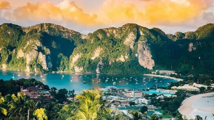 Indians are transforming long weekends into globe-trotting opportunities rather than limiting themselves to staycations or nearby hills.