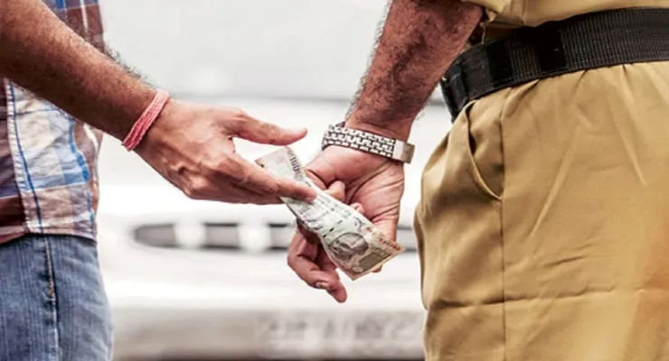 Shocking Corruption Case: Policemen Trapped Taking Bribe