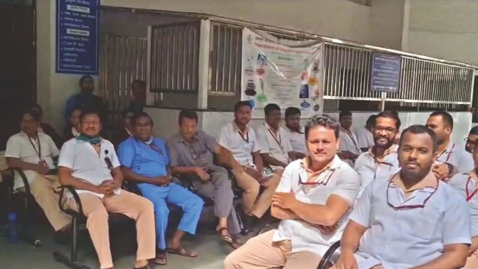 वेतन संकट से जूझता काशीबाई नवले अस्पताल: 1,600 कर्मचारी हड़ताल पर, मरीजों को भारी परेशानी