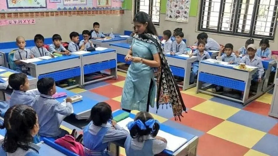 दिल्ली के सरकारी स्कूलों में अब नहीं होगी शिक्षकों की कमी, हजारों पदों पर भर्ती को मंजूरी