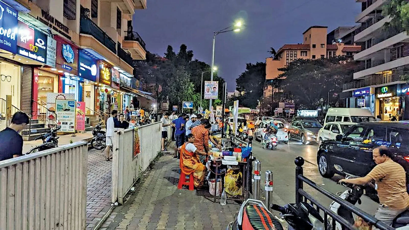 Pune Commissioner Orders Crackdown on Encroachments in Parvati Division, Focus on Market Yard Area