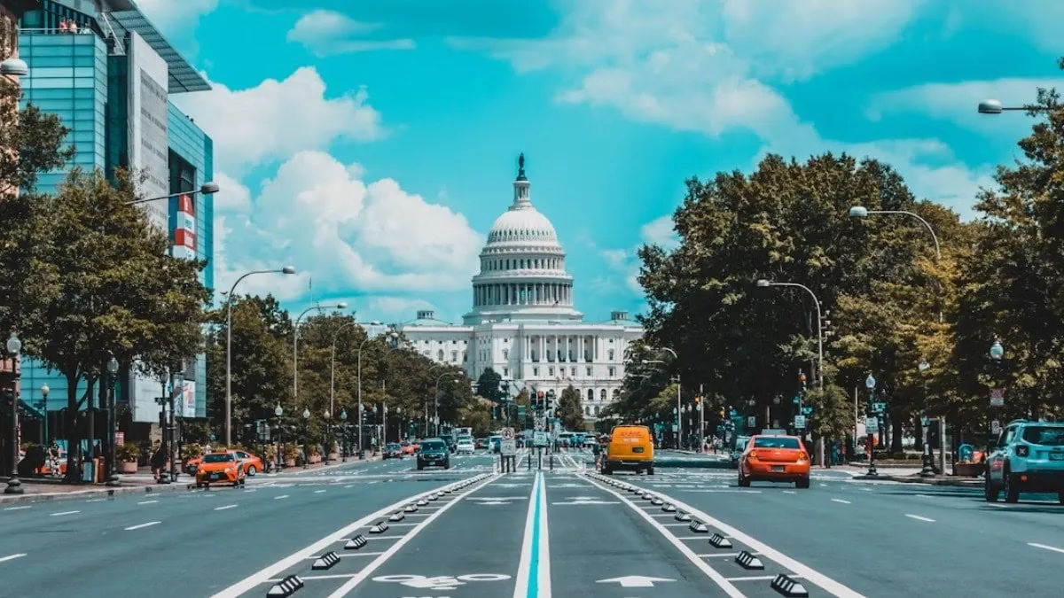 Rising Costs Hit U.S. Travel: Americans Slash Vacation Budgets, Tourism Sector Faces Major Slowdown”