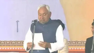 बिहार को मिला नया नेतृत्व: नीतीश कुमार ने 10वीं बार मुख्यमंत्री पद की शपथ ली |