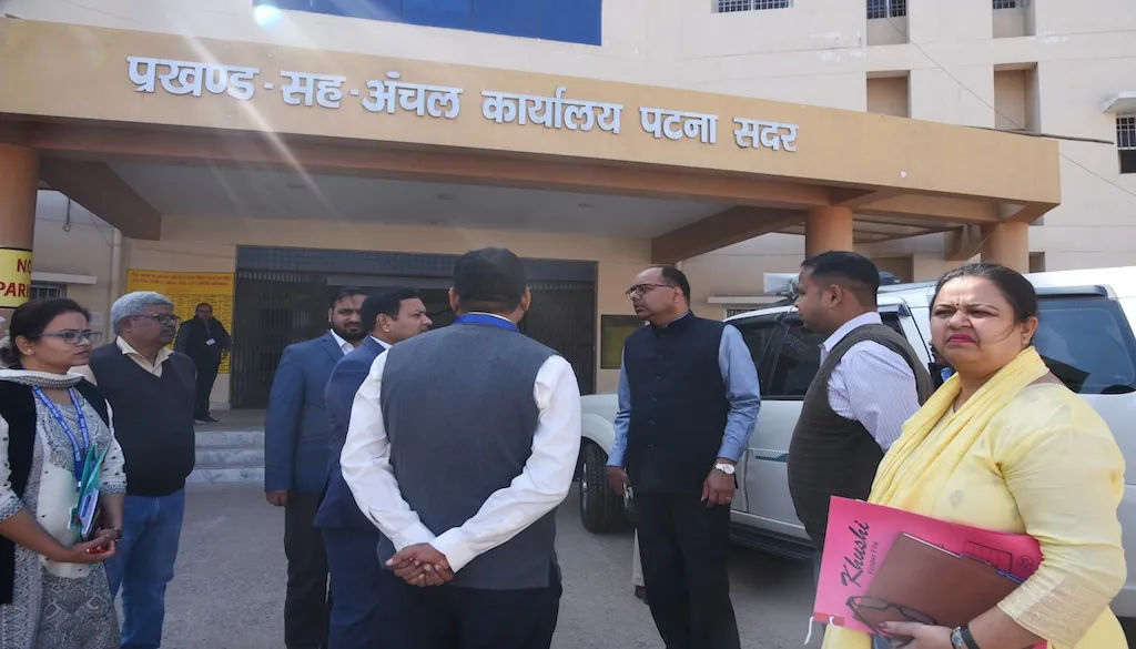 राजस्व सेवा संघ की हड़ताल के बीच बिहार सरकार सख्त, अंचल कार्यालय खुले रखने के निर्देश