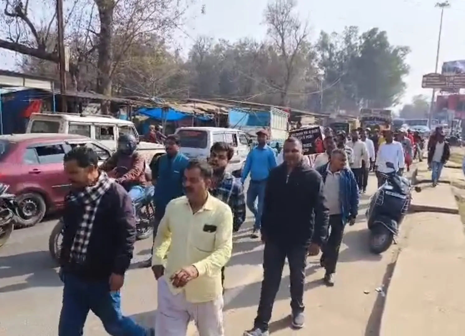 लातेहार के चंदवा में UGC कानून के विरोध में स्वर्ण समाज का जोरदार प्रदर्शन, आंदोलन उग्र करने की चेतावनी