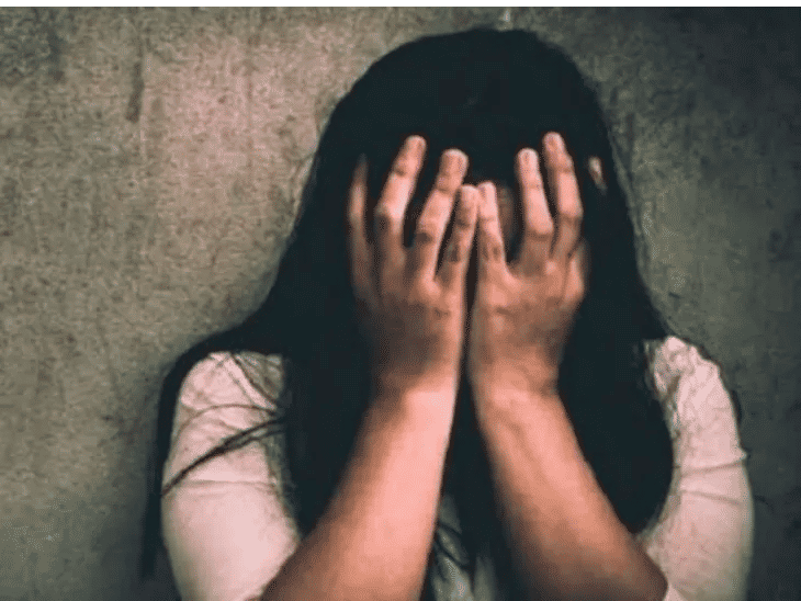 अमरोहा: इंस्टाग्राम पर दोस्ती कर युवती से दुष्कर्म, अश्लील वीडियो ब्लैकमेल का मामला दर्ज