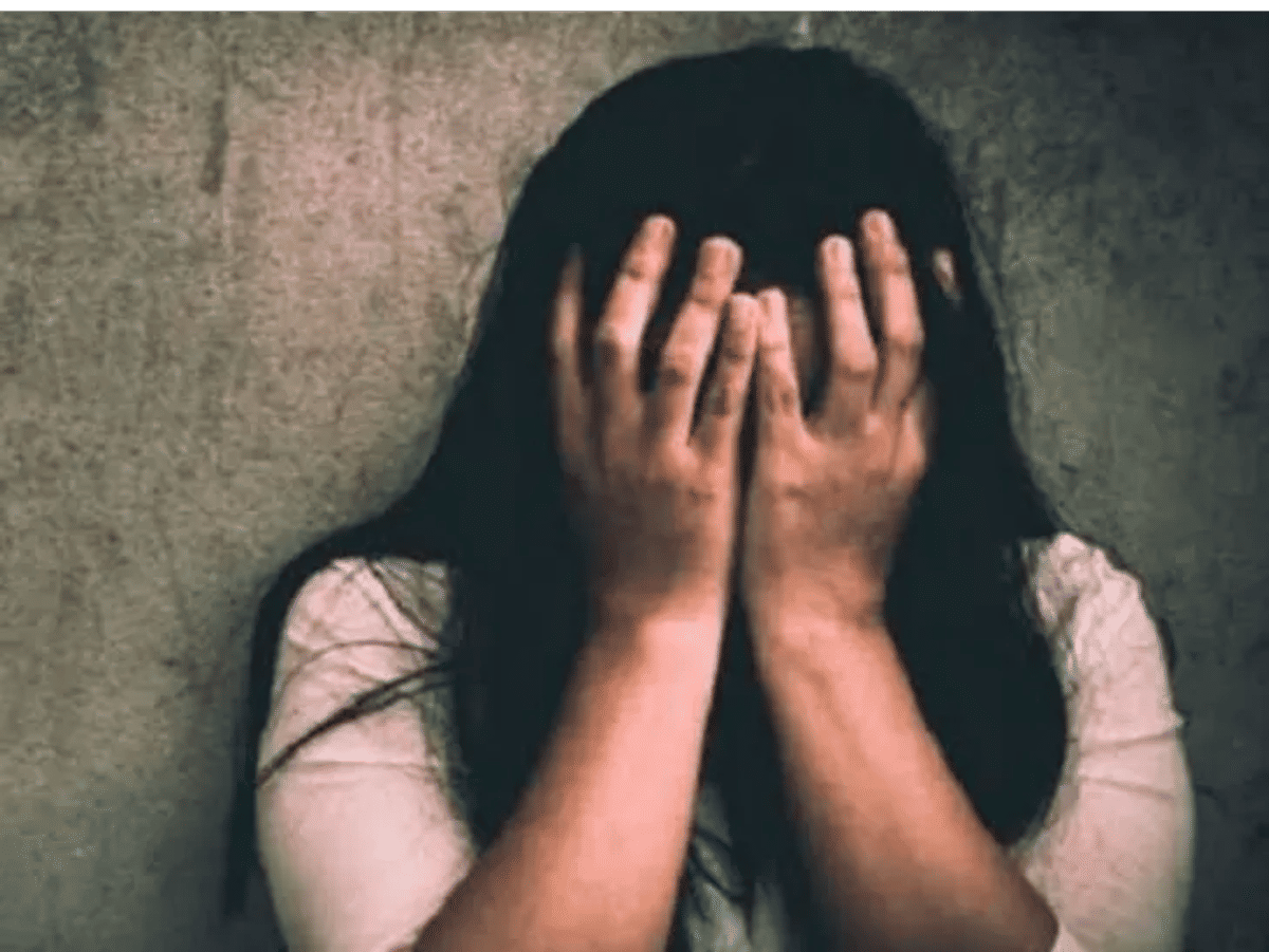 अमरोहा: इंस्टाग्राम पर दोस्ती कर युवती से दुष्कर्म, अश्लील वीडियो ब्लैकमेल का मामला दर्ज