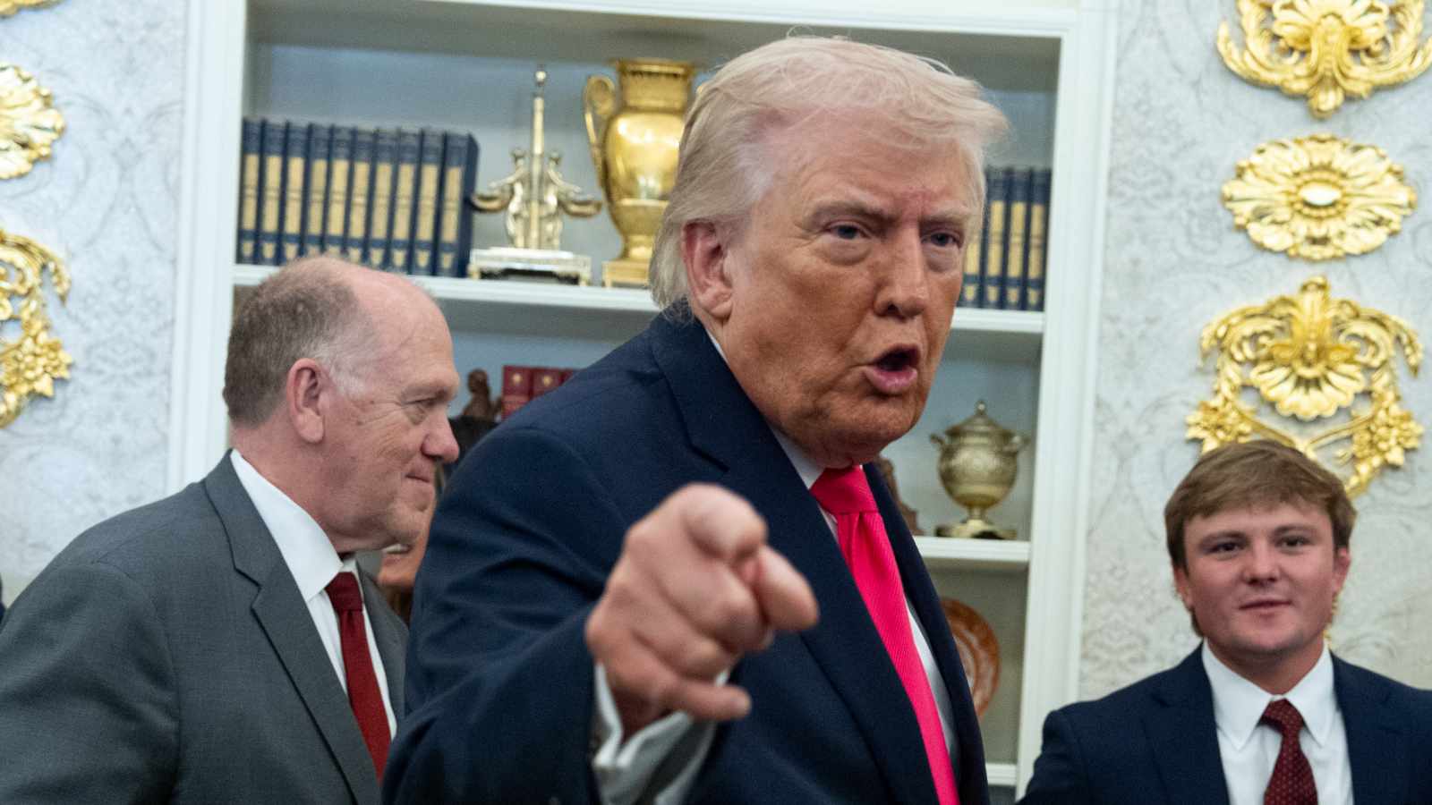 Trump Claims Iran Seeking Deal, Mentions ‘Major Economic Gesture’