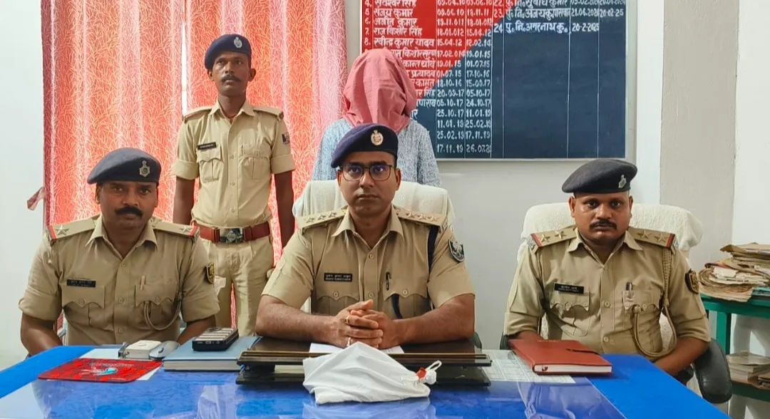सहरसा में गोरदह पैक्स अध्यक्ष अवैध हथियार और 12 गोली के साथ गिरफ्तार, बड़ी घटना को अंजाम देने के दौरान धराया