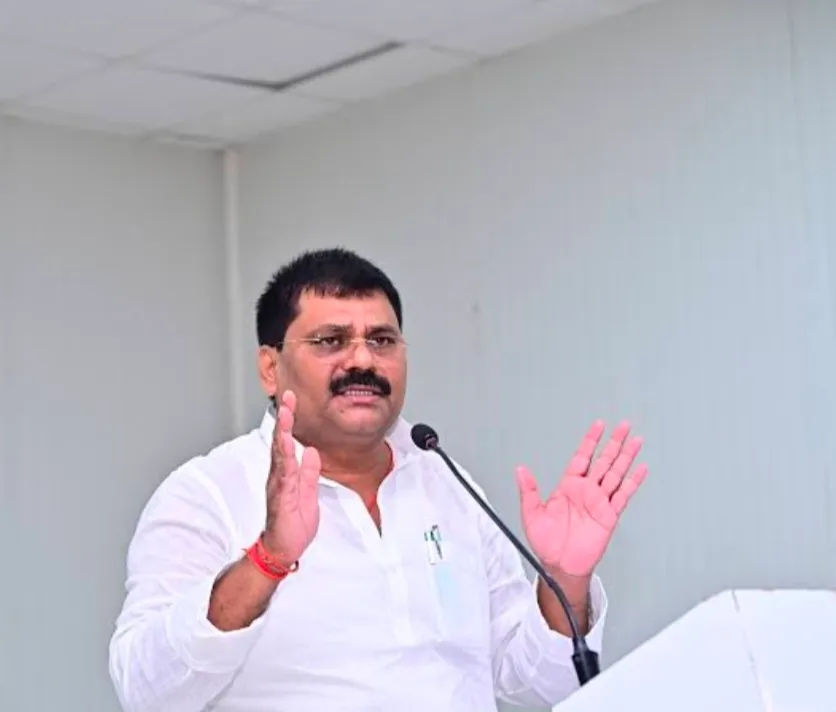 मुद्दों के अकाल से जूझ रहा विपक्ष, महिलाओं की सुरक्षा पर राजनीति कर रहे तेजस्वी : उमेश कुशवाहा