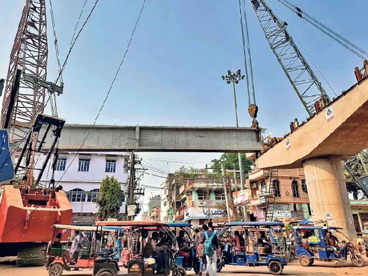 कछुए की गति से भी धीमा चल रहा पटना मैट्रो निर्माण” : राजेश राठौड़