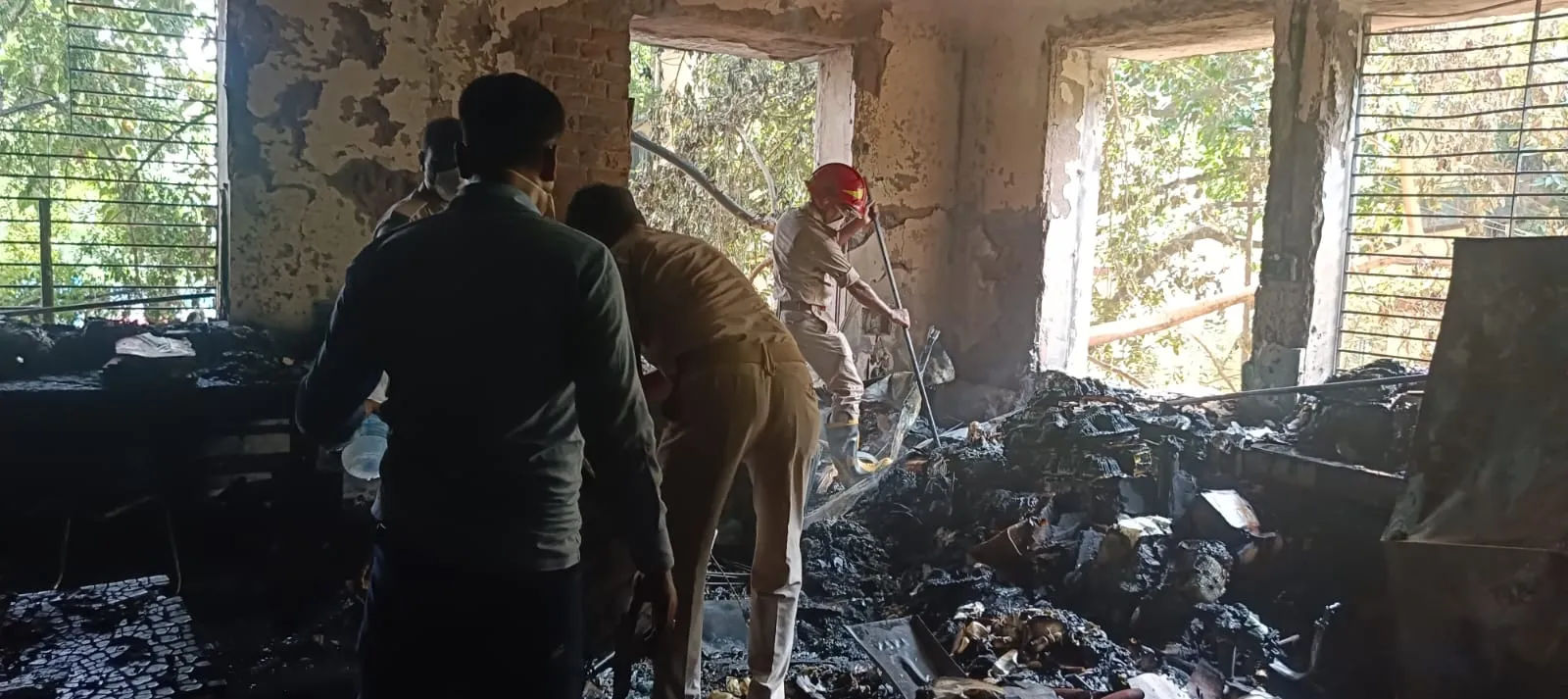 PATNA PMCH FIRE : पीएमसीएच का माइक्रोबायोलाजी विभाग धू-धूकर जला, लाखों का नुकसान, जनहानि नहीं