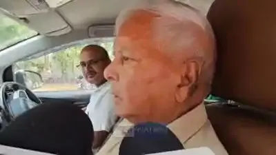 BANGLA POLITICS : राजद सुप्रीमो लालू बोले-बंगला खाली कराने और सुरक्षा कम करने के पीछे नीतीश का हाथ
