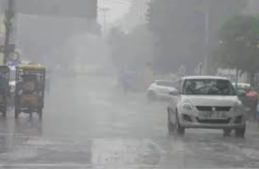 WEATHER FORECAST : बिहार, झारखंड समेत 15 राज्यों मे आंधी-तूफान और मूसलधार बारिश के आसार, मौसम विभाग ने किया अलर्ट