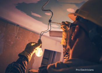 Electricians in Farmington, MI