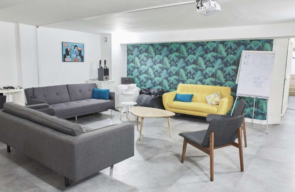 137b7e26-e825-4f04-ac70-5e808fdae7a8jpeg