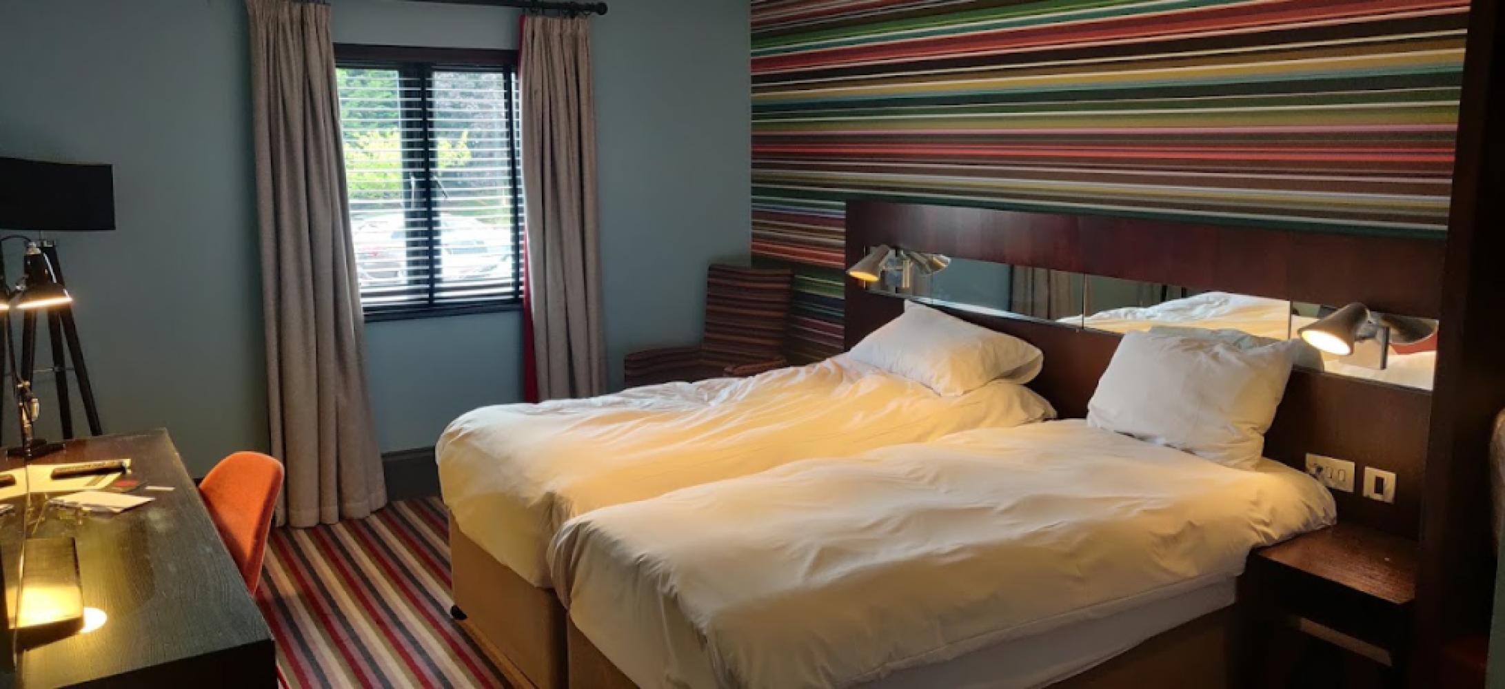 21bfb939-e766-44a6-b2e9-a8e773c27190