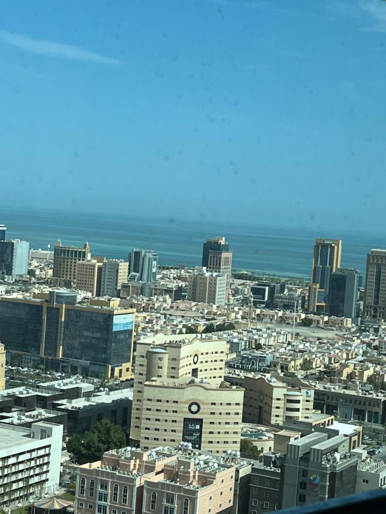 dc62af40-e1f0-4d8c-b1cd-48715343d290