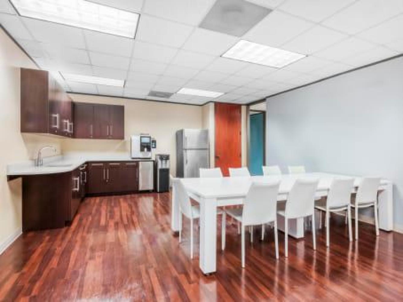 e30eab14-fd78-4b6d-a5c0-9cd411244346