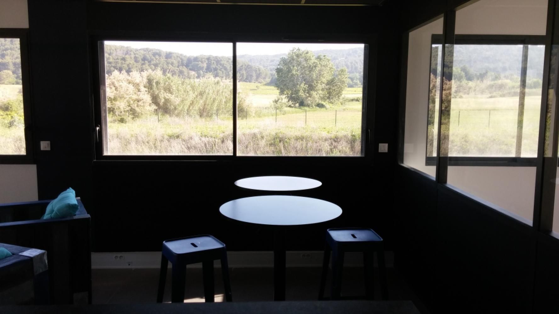 c7c5f5a8-d4b4-4d1f-9d5c-ac7a23d5dec8_espace-cafe