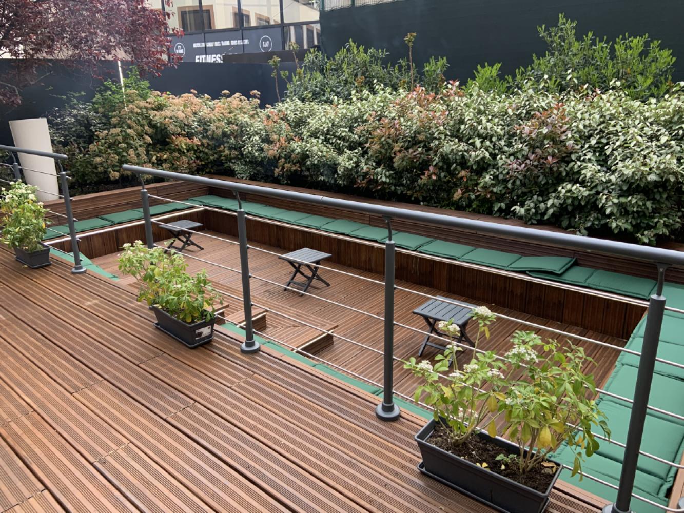 4ef79544-0c00-466e-b10b-eebc8c4ccc8b_espacelounge