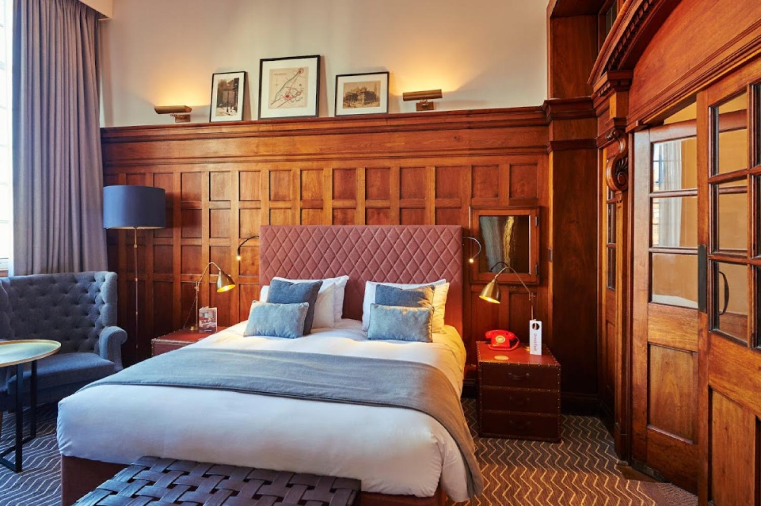 8f76b21f-c84d-4167-b2fc-60e2ab05badd