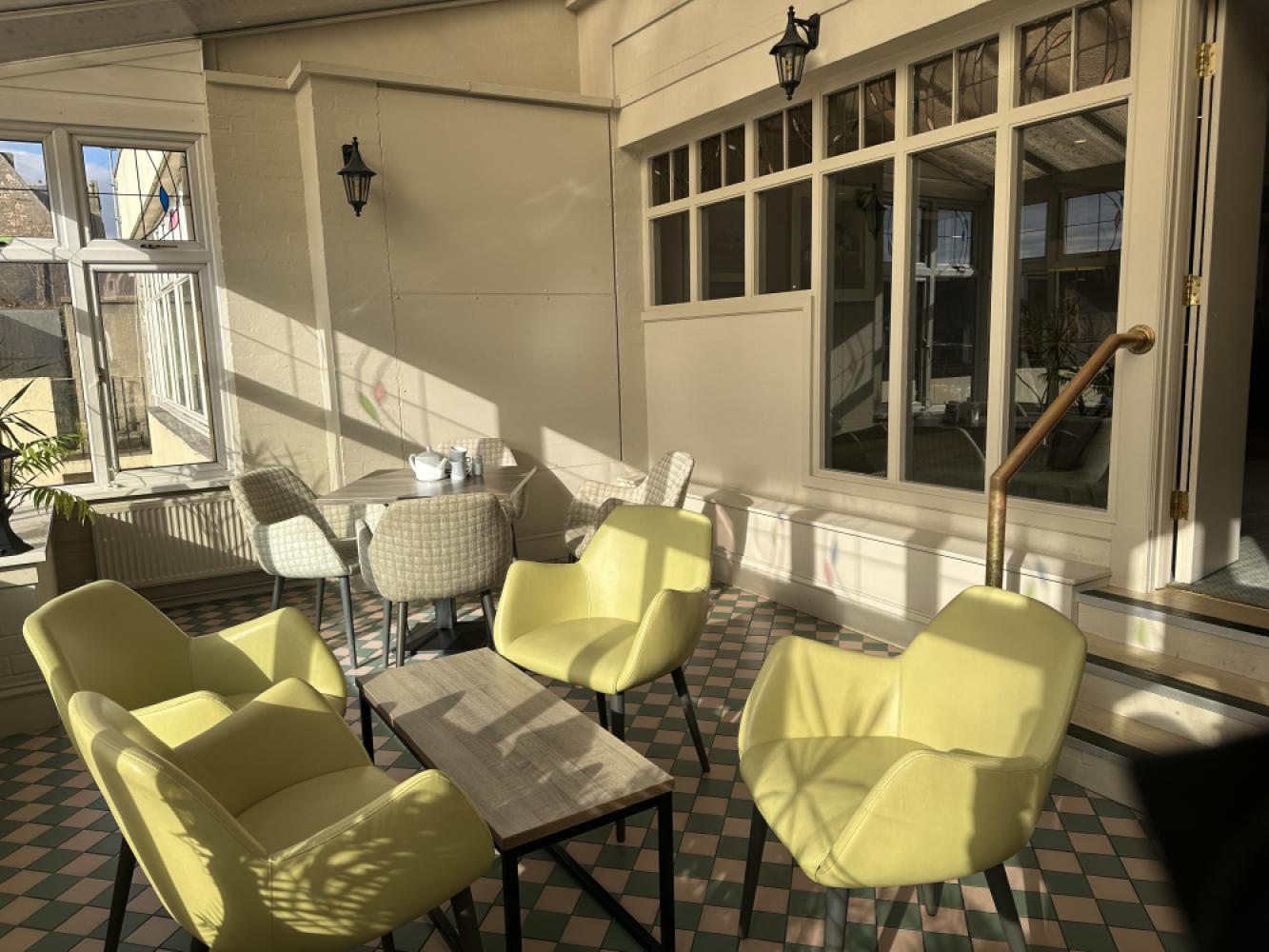 d02f3371-3a2f-4f71-8fd4-e6e7ac42aac8_conservatory