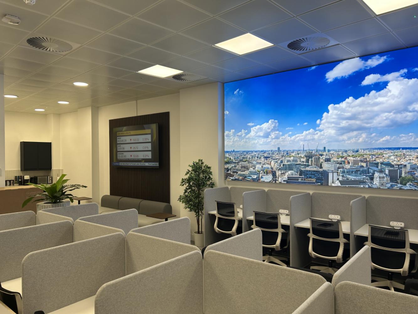 83d71f24-c3db-46b4-b2e7-a345e65bee7e_lounge3