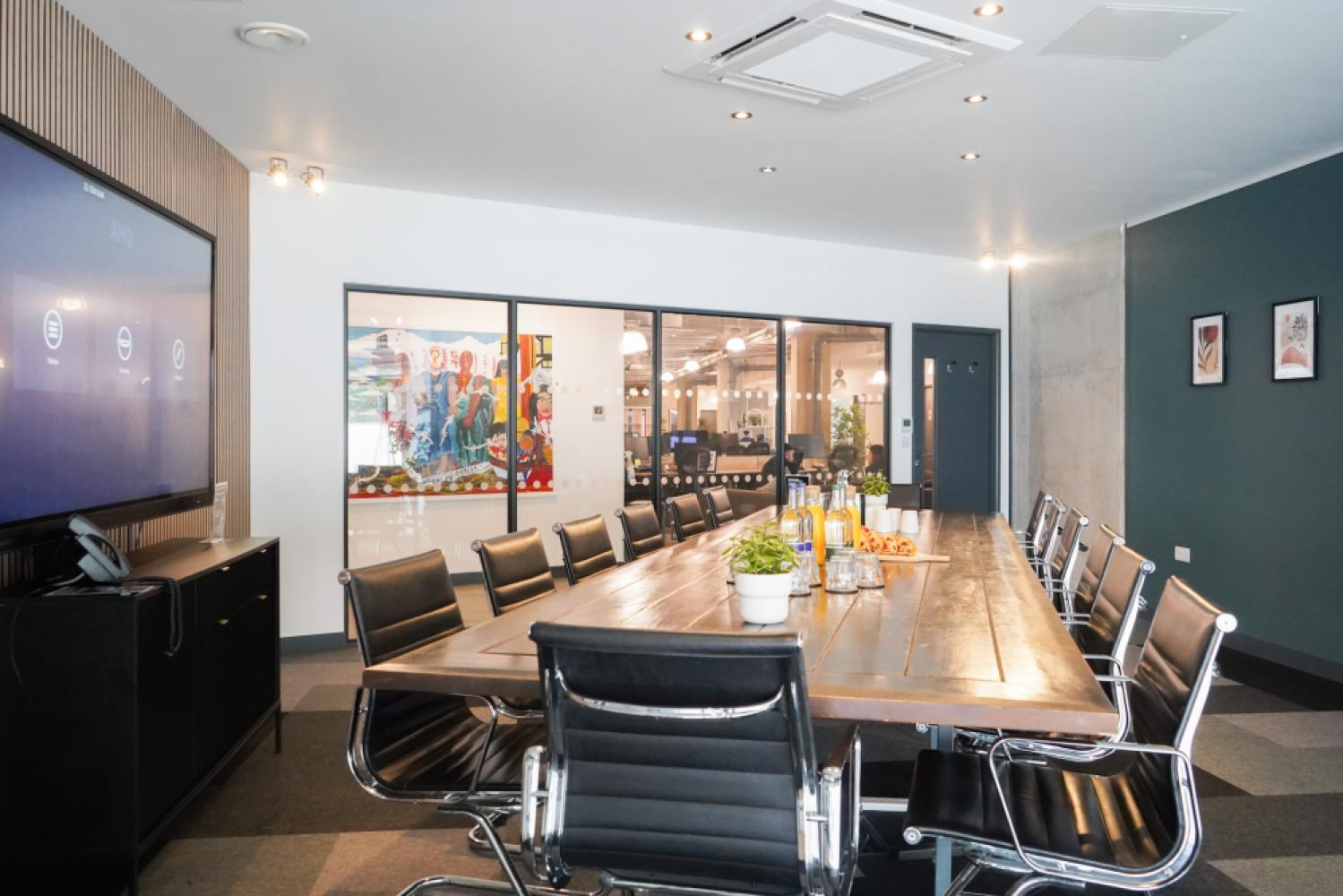 f1a3a70b-e5f0-49f9-8e78-7f75b79a6c97_miboardroom