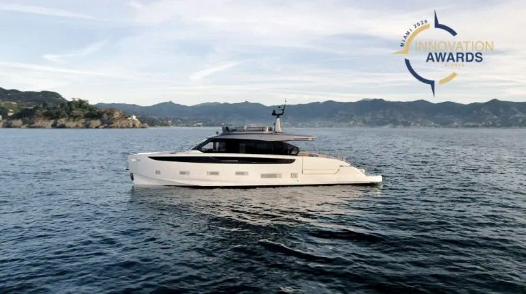 Image representing the news article titled Azimut Seadeck 7 Miami'de Ödül Kazandı