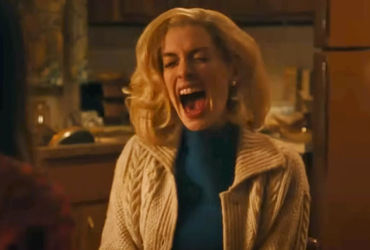 The Enigmatic Ending of Eileen: Anne Hathaway Sheds Light on the Mysterious Conclusion