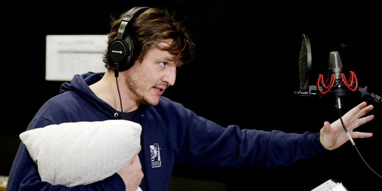 Pedro Pascal recording lines for The Mandalorian