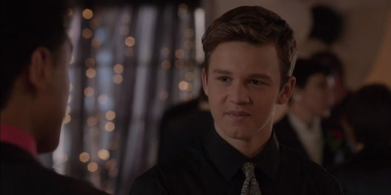 Parker (Gavin MacIntosh) smiling with a tie on in Bones.