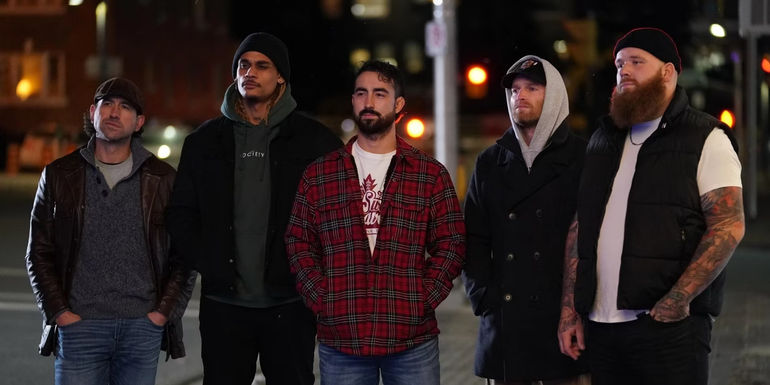 Shoresy Season 1 Cast outside hanging 