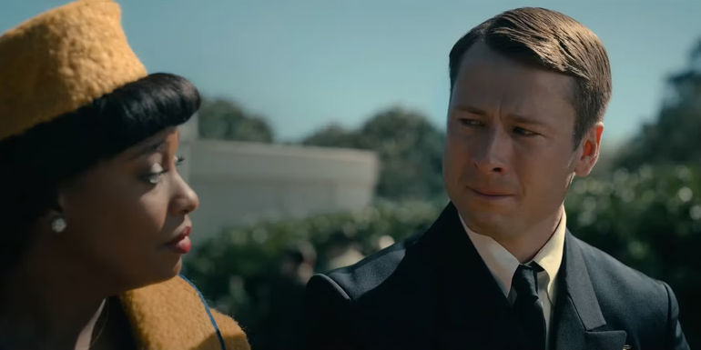 Tom talking to Daisy in Devotion